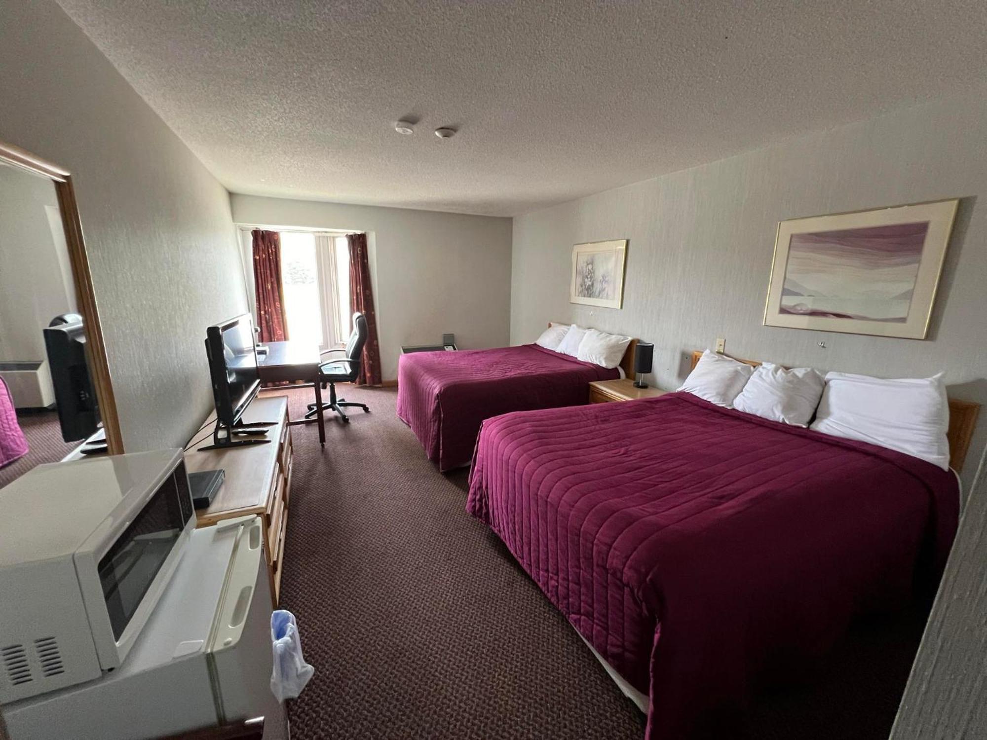 Airport Motor Inn Marathon Exterior photo